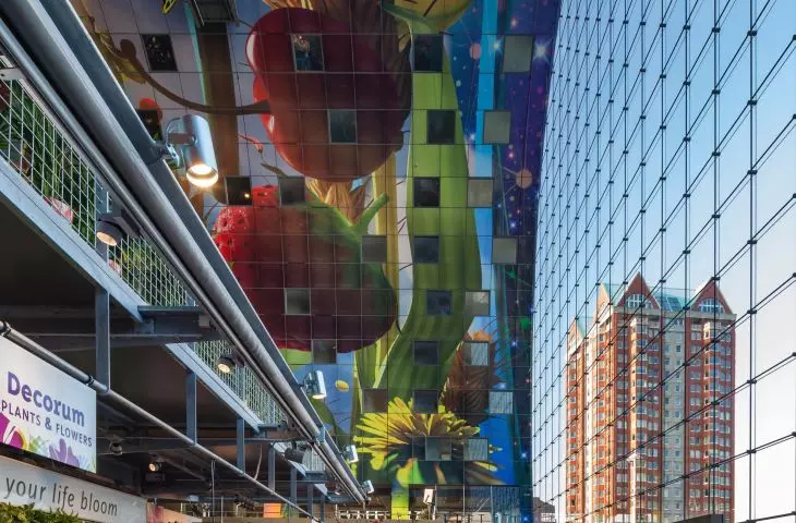 Hala Targowa (Markthal) w Rotterdamie