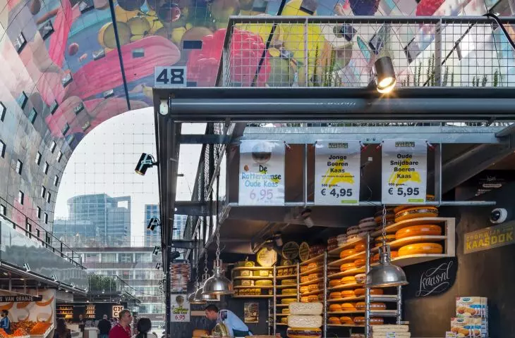 Hala Targowa (Markthal) w Rotterdamie