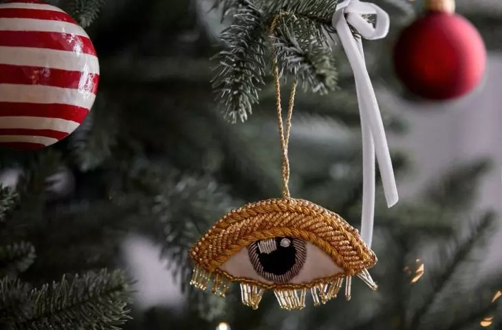 Eye-shaped ornament will add an intriguing flair to your Christmas tree