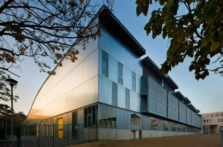 Marcel Sembat High School in Sotteville-lès-Rouen, Normandy - view of the northeastern part of the building 