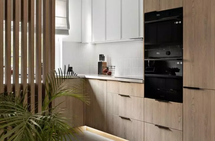 Architects unified the floor in the living area