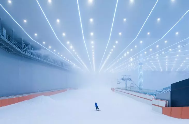 Wuhan ski resort - indoor ski slope