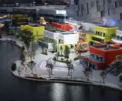 Wuhan Ski Resort - outdoors, right next to the lake, there is a network of sports facilities and an amusement park 