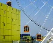 Wuhan Ski Resort - outdoors, right next to the lake, there is a network of sports facilities and an amusement park 