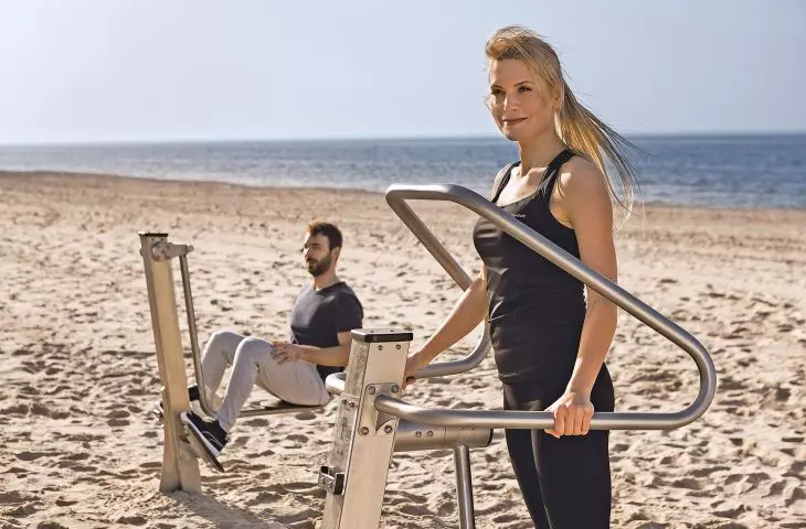 Urządzenia na siłownie zewnętrzne (seria FITNESS)