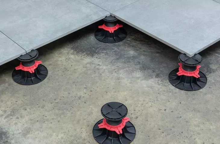 Supports for plates with a height of 90-150 mm 