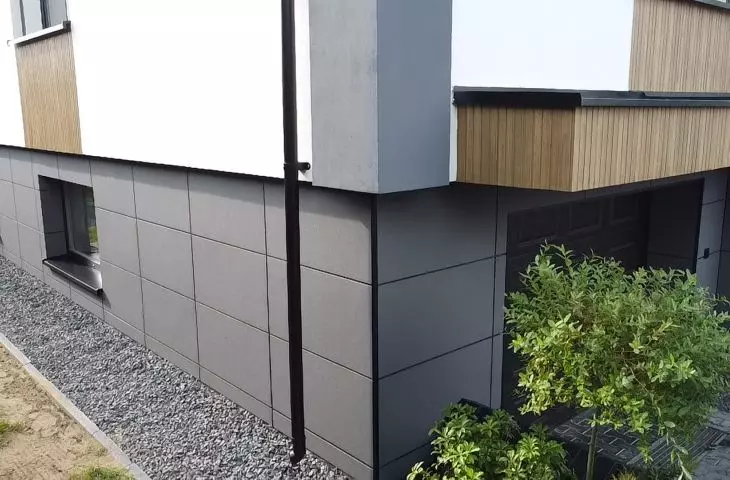 Panel color: PKE/004