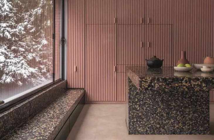 Combine a variety of textures 
