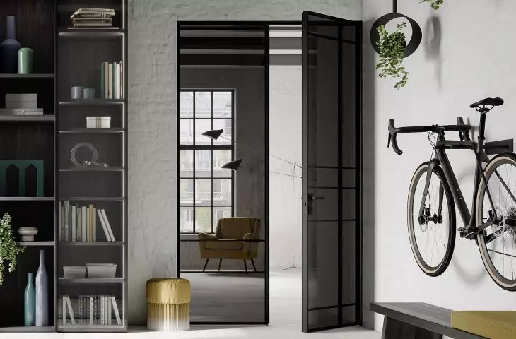 Drzwi Swing Door Slim mogą mieć dekoracyjne szprosy