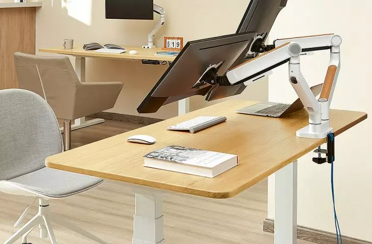 Uchwyty do monitorów