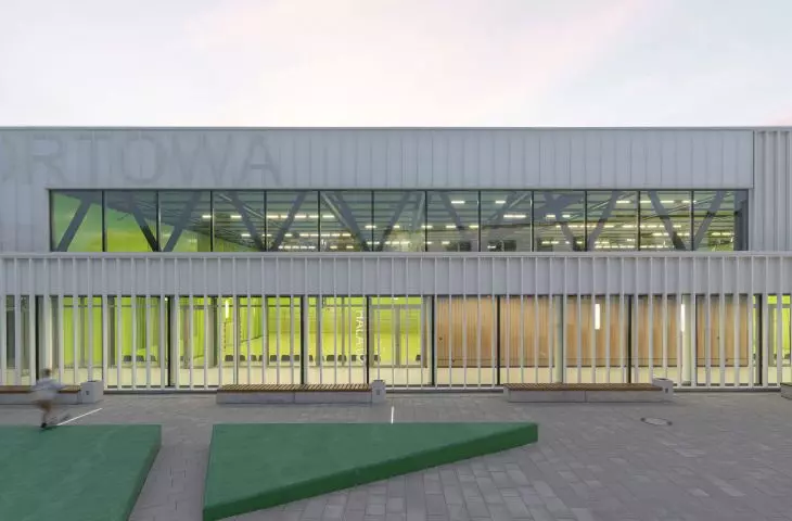 NAWW Grand Prix, Award in Public Building category, Award in Interior Hall category. 