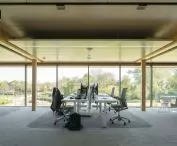 Circular and energy-neutral Omega office building in Hendrik-Ido-Ambacht, the Netherlands - interior view 