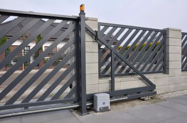 Napęd MOVATIC do bram przesuwnych