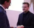 Presentation of the award by Director General Michał Graczyk on behalf of Minister Krzysztof Paszyk 