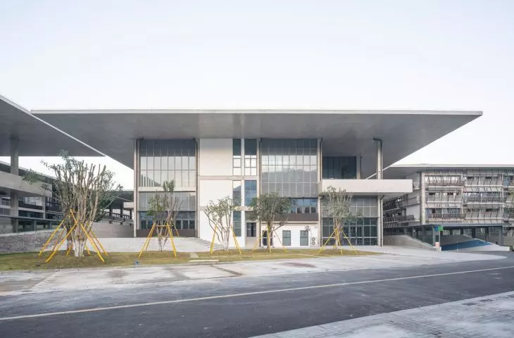 International Exchange Center of Wenzhou Medical University - view of the library