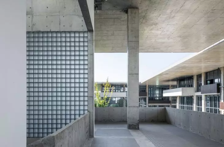 International Exchange Center of Wenzhou Medical University - view of the second floor of the teaching building
