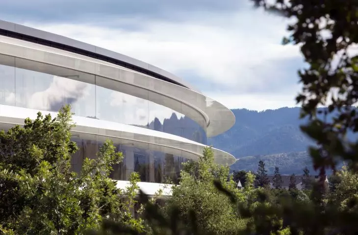 Apple Park w Cupertino w Kalifornii