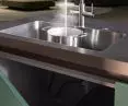Battery provides instant access to boiling water