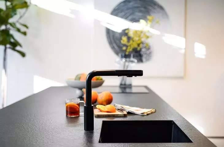 Duero Pure Basic water filter faucet in matte black