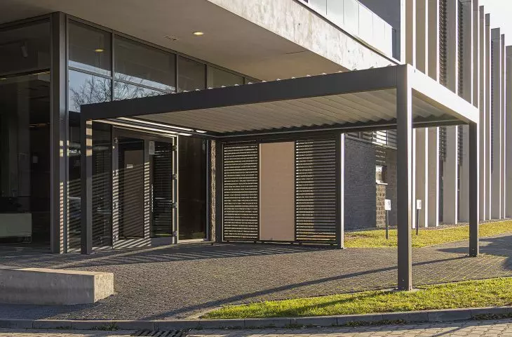 Pergola SB500 and Slide system