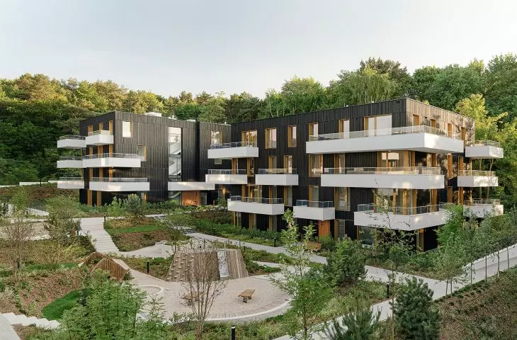 arch. POTE Architekci / inwestycja: Smolna (Invest Komfort) /  fot. Tom Kurek / produkt: SILESIA-2 (+NRO)