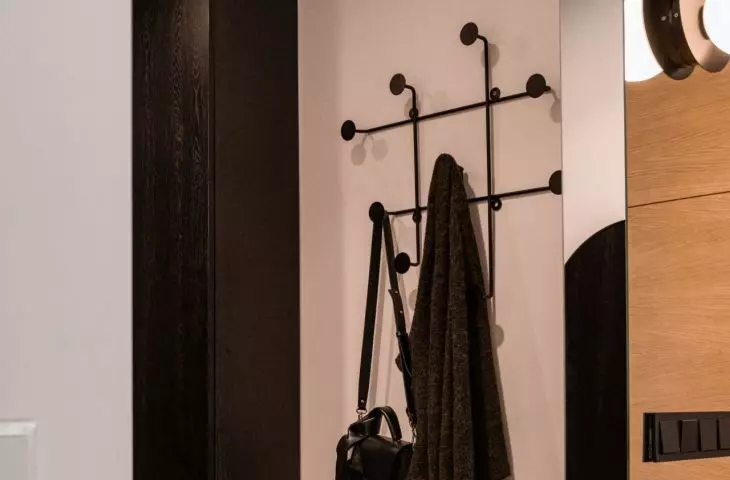 In a studio apartment, it was possible to save space for a dressing room