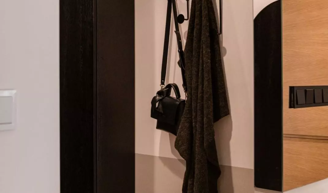 In a studio apartment, it was possible to save space for a dressing room