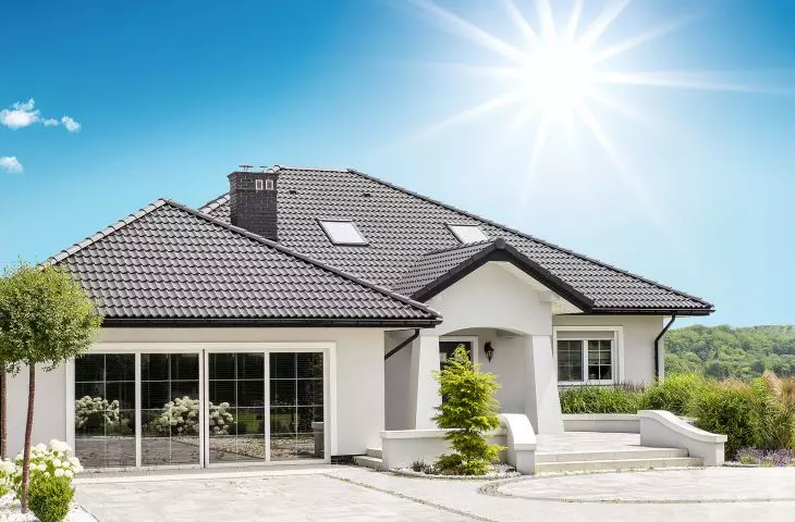 Braas Baltic concrete tile, black color