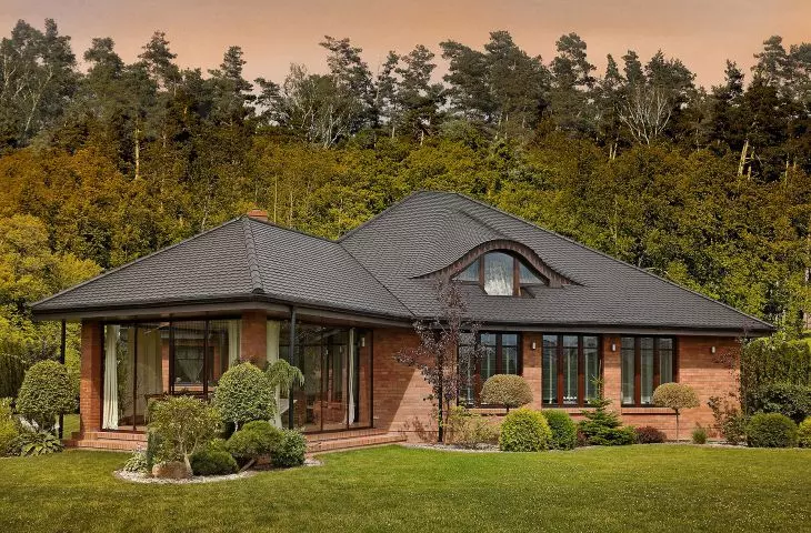 Braas Opal ceramic tile, anthracite color