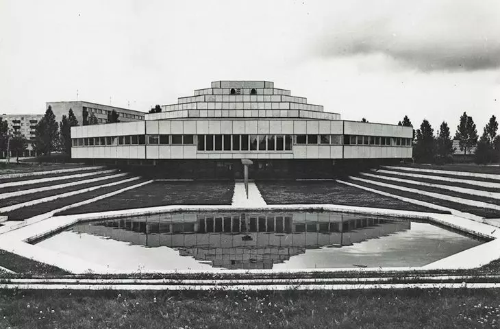 Administrative building of kolkhoz KEK (now Okta Centrum), Rapla (Estonia/USSR).