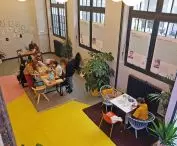 Cité Audacieuse zostało odnowione przez Anne Labroille zgodnie z zasadami architektury inkluzywnej, próbującej odpowiedzieć na potrzeby użytkowników