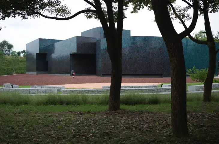 Zisha mineral springs museum in Huanglong valley (Dingshu, China)
