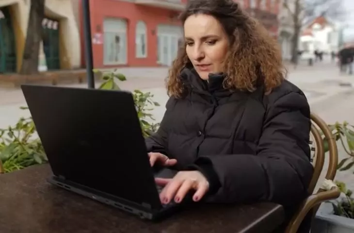 Dzięki NVIDIA Studio można komfortowo pracować na zewnątrz
