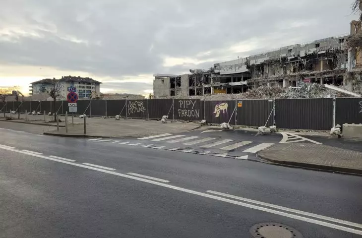 demolition of Galeria Malta in Poznań