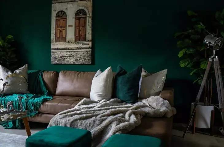 This season is dominated by colors inspired by precious stones
