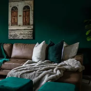 This season is dominated by colors inspired by precious stones