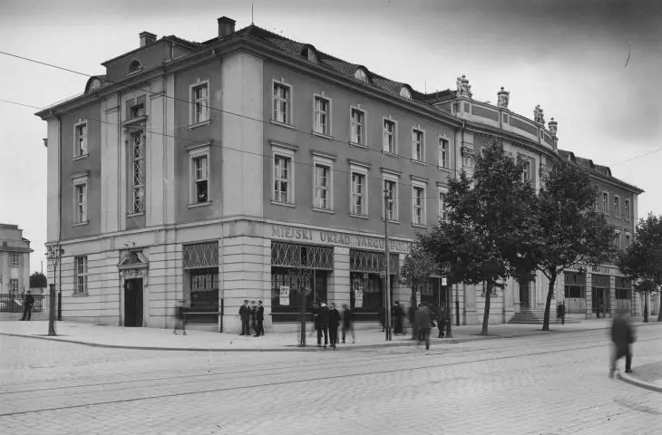 Miejski Urząd Targu Poznańskiego, proj.: Stefan Cybichowski (1925)