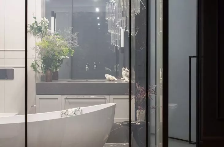 The architects used smart glass, or electrochromic glass