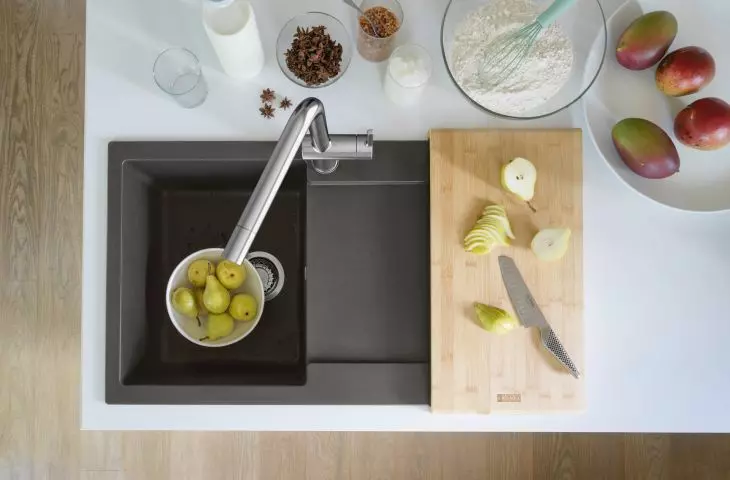 Maris granite sink in slate gray color