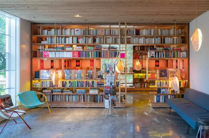Co-working complex 