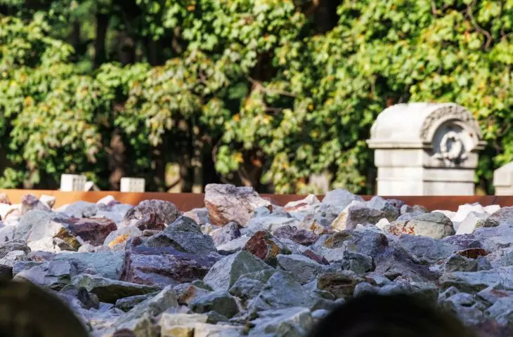 detale monumentu