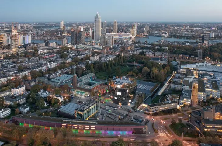 Magazyn kolekcji dzieł sztuki Muzeum Boijmans Van Beuningen w Rotterdamie