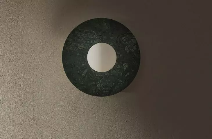 Green marble wall lamp will be an interesting interior decoration