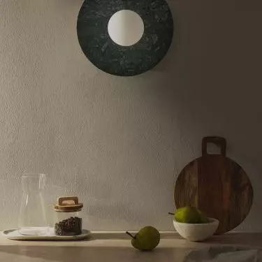 Green marble wall lamp will be an interesting interior decoration