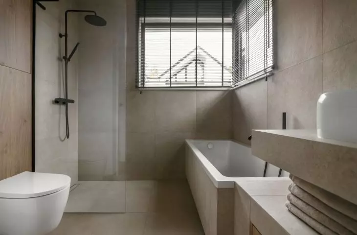 The interior is kept in neutral colors