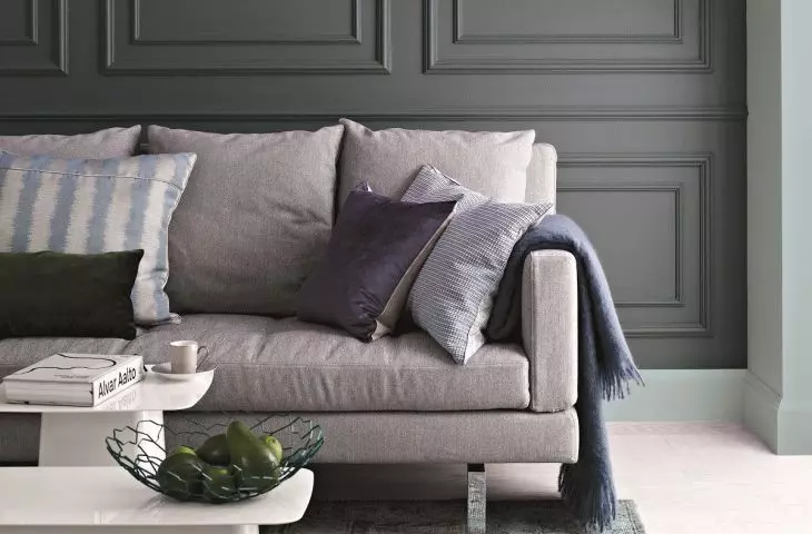A textured wall will be the greatest decoration of a monochromatic interior