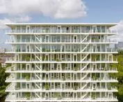 De Voortuinen residential skyscraper in Amsterdam - De Voortuinen translated means 