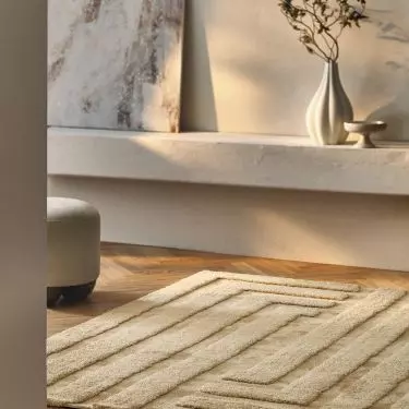 Butter yellow looks great in combination with wood