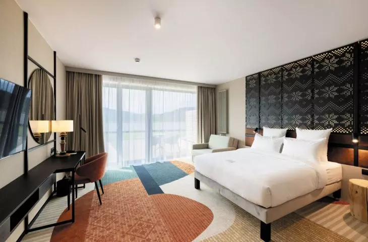 Full hotel room amenities, ATEPAA CONTRACT