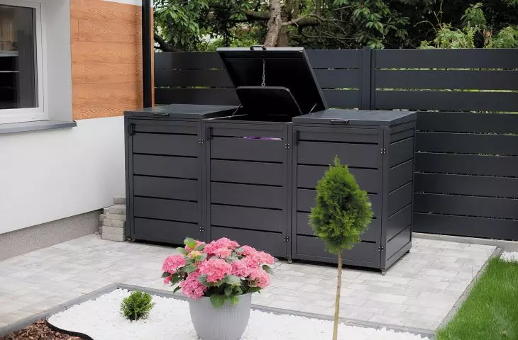 Waste garbage can installation